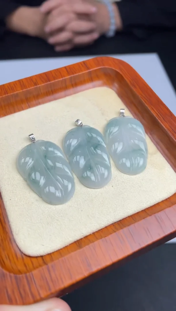 【闪购商品】定制翡翠未镶嵌-25HDJT0126644多样性发其一
