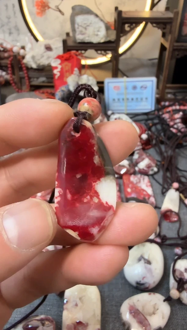 【闪购商品】天然辰砂大晶砂随行吊坠1