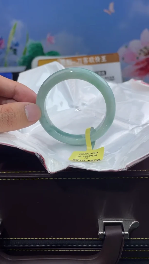 翡翠手镯未镶嵌15翡翠手镯