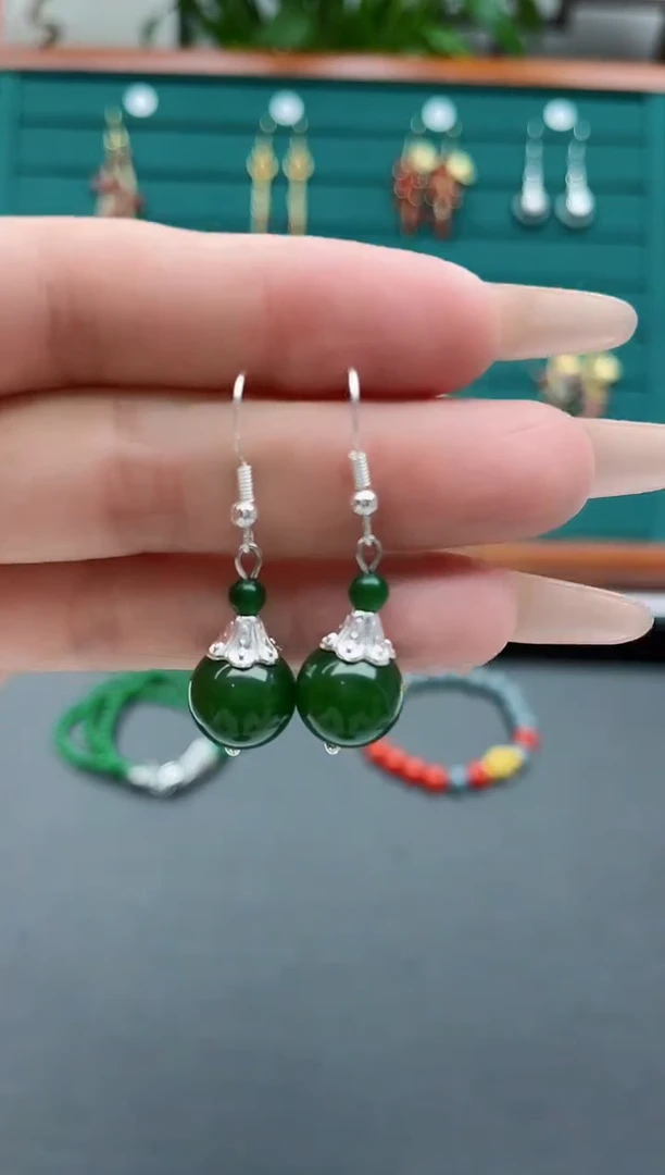 【闪购商品】玛瑙/玉髓耳饰银S925镶嵌8802绿