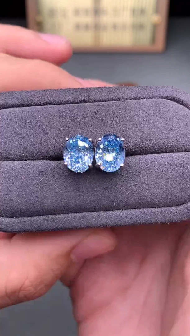 银S925镶嵌耳钉海蓝宝石2222