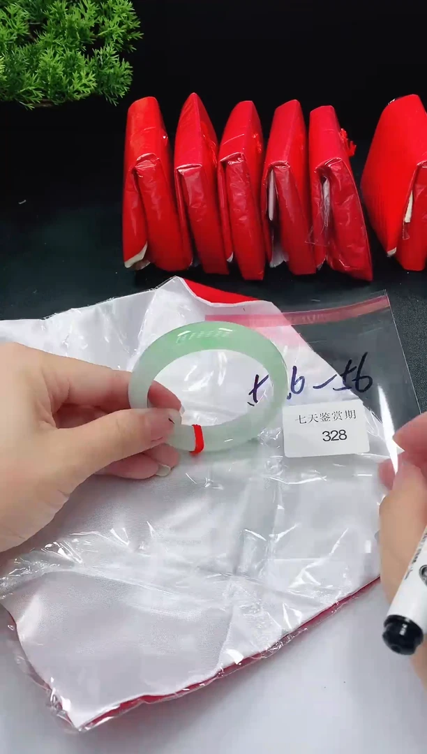 闪购链接 精品手镯328