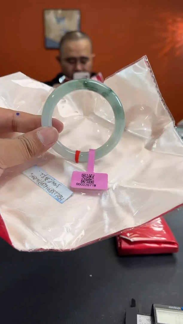 未镶嵌手镯翡翠10   55