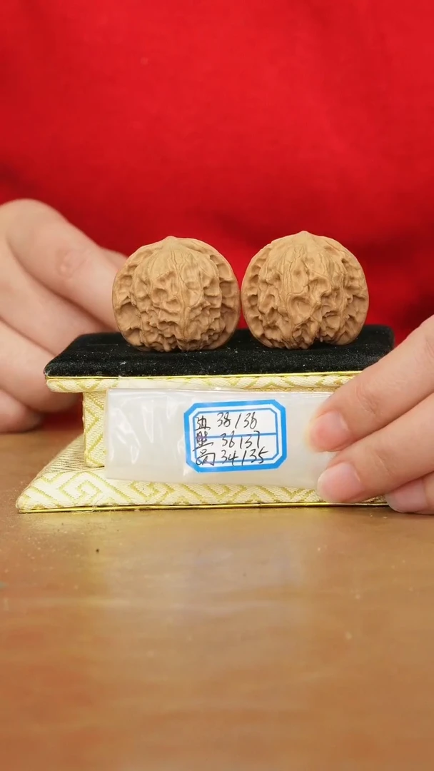 把件文玩核桃野狼