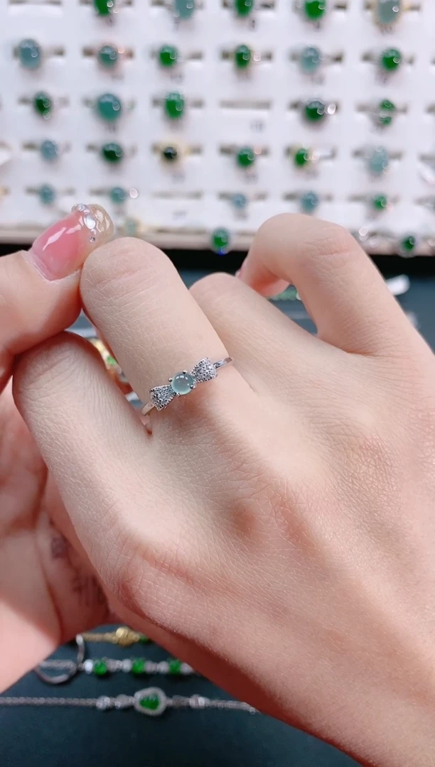 【闪购商品】翡翠戒指银S925镶嵌天然翡翠