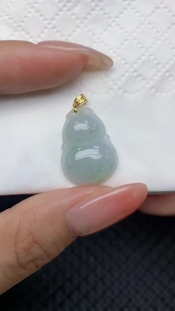翡翠18K金镶嵌颈饰天然翡翠a货