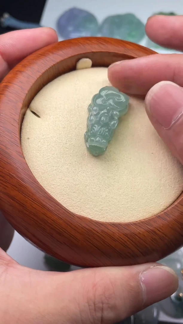 颈饰未镶嵌翡翠翡翠挂件