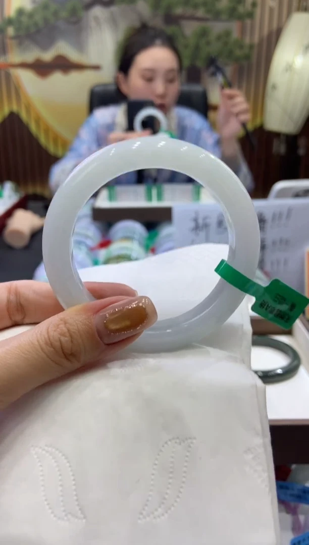 未镶嵌手镯翡翠0005401