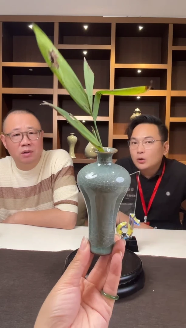 摆件瓷博会-龙泉青瓷249