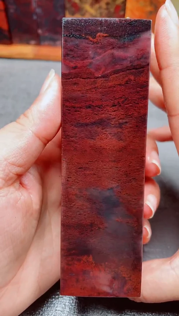 玉桂林鸡血玉素章18 3.5*3.8