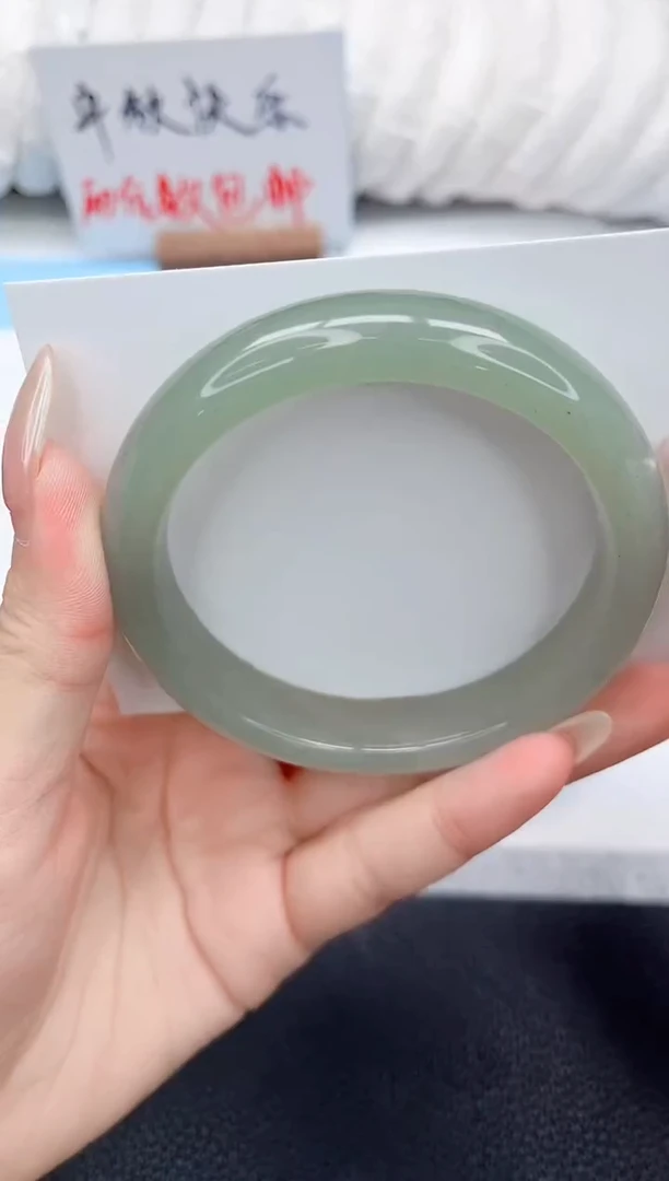 未镶嵌手镯石英质玉34-59.2