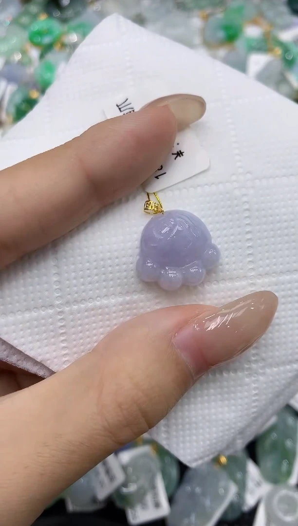颈饰18K金镶嵌翡翠111111111111
