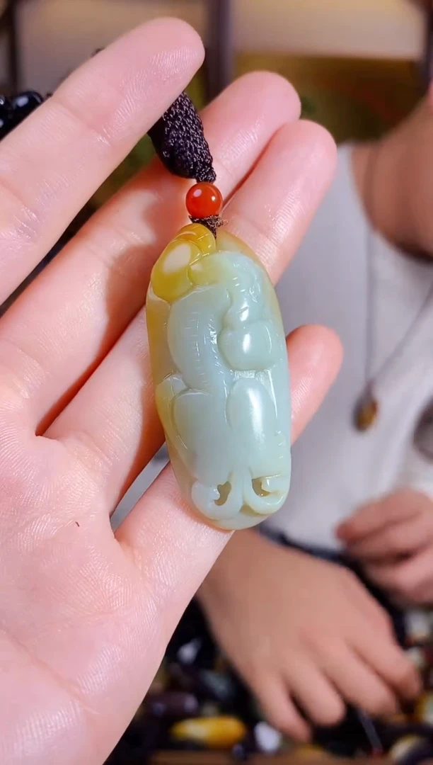 【闪购商品】和田玉颈饰未镶嵌1