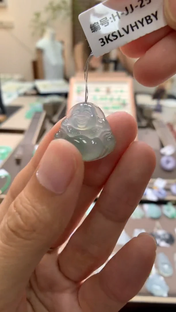 颈饰未镶嵌翡翠佛公