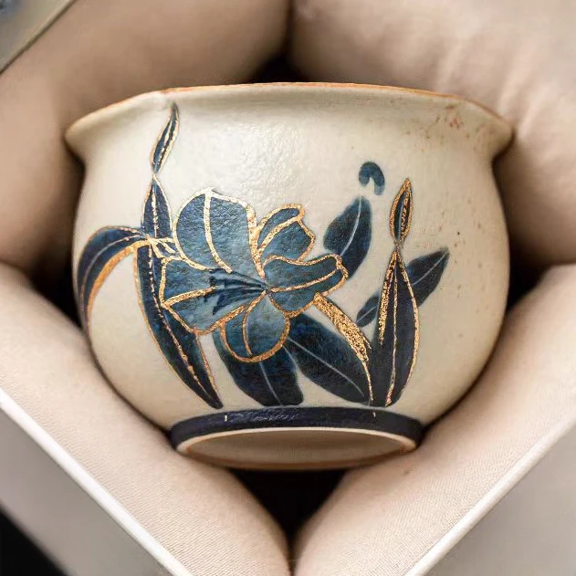 百合青花火石红描金纯手绘陶瓷茶具花口圆肚杯