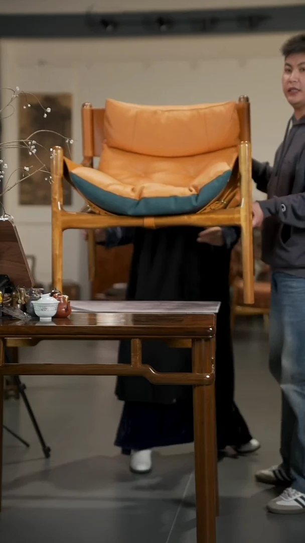 金丝楠头层牛皮休闲椅