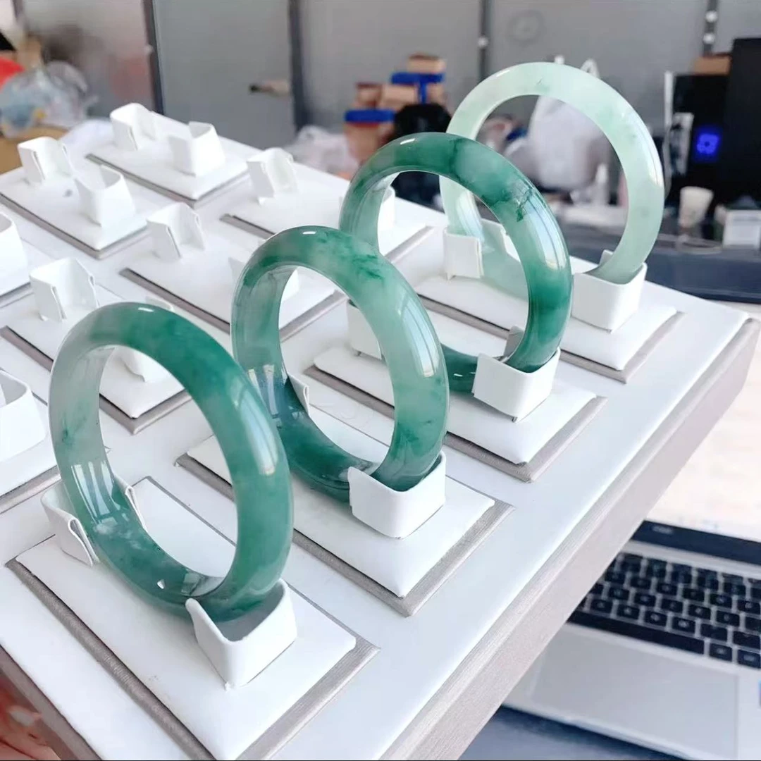 天然非洲翠高冰飘花手镯多样性发其一