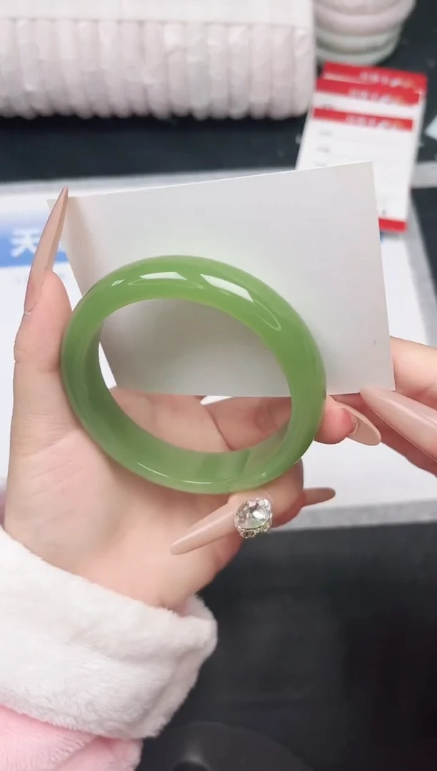 未镶嵌手镯石英质玉22-60