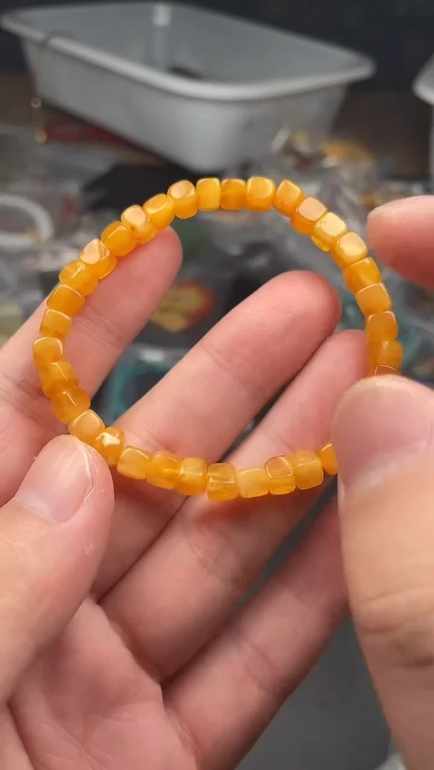 未镶嵌蜜蜡手串多样性发货拍一发一