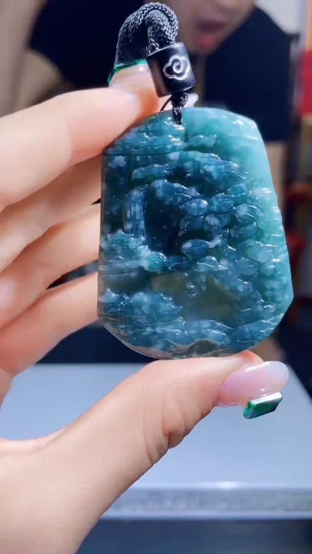 【闪购商品】翡翠吊坠(不含链)未镶嵌S145