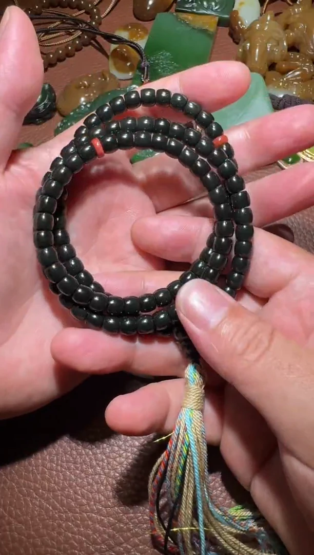 和田玉未镶嵌手链话****句和田玉