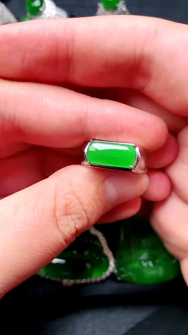 【闪购商品】翡翠戒指未镶嵌男戒