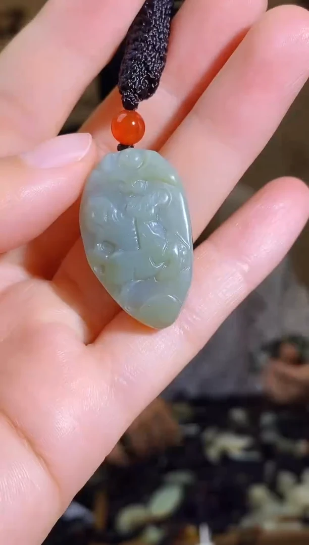 颈饰未镶嵌和田玉1