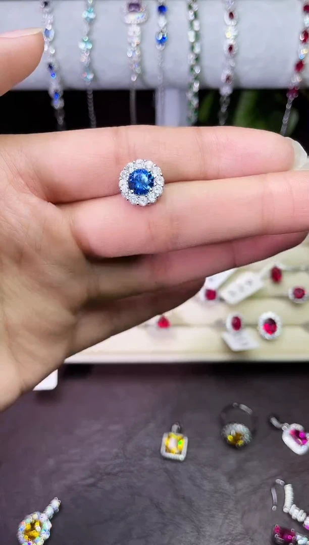 合金合成钻石蓝宝耳钉