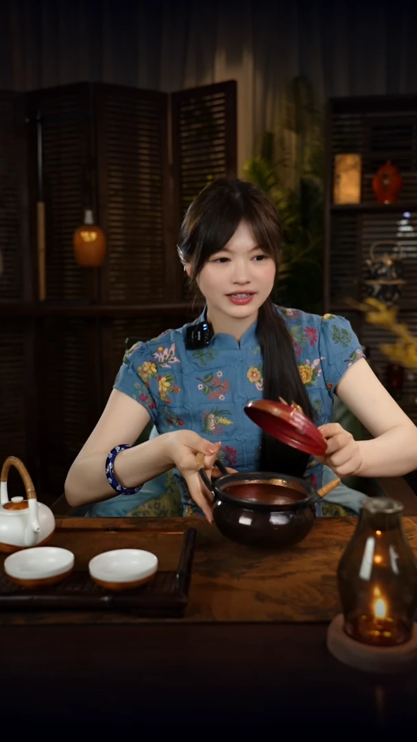 【刷刷粉丝专属】彩铜汤锅小号-莲花