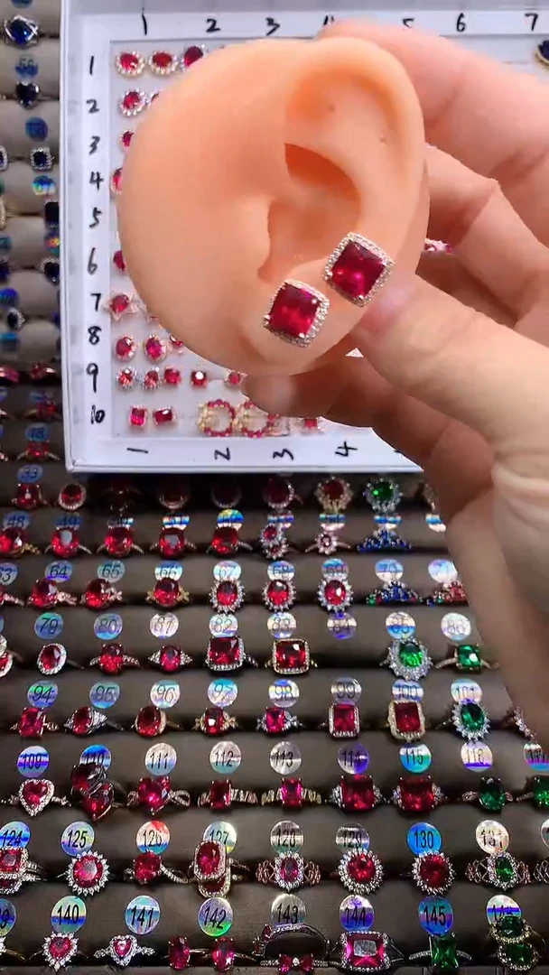 【闪购商品】红宝石耳饰银S925镶嵌玫瑰金8