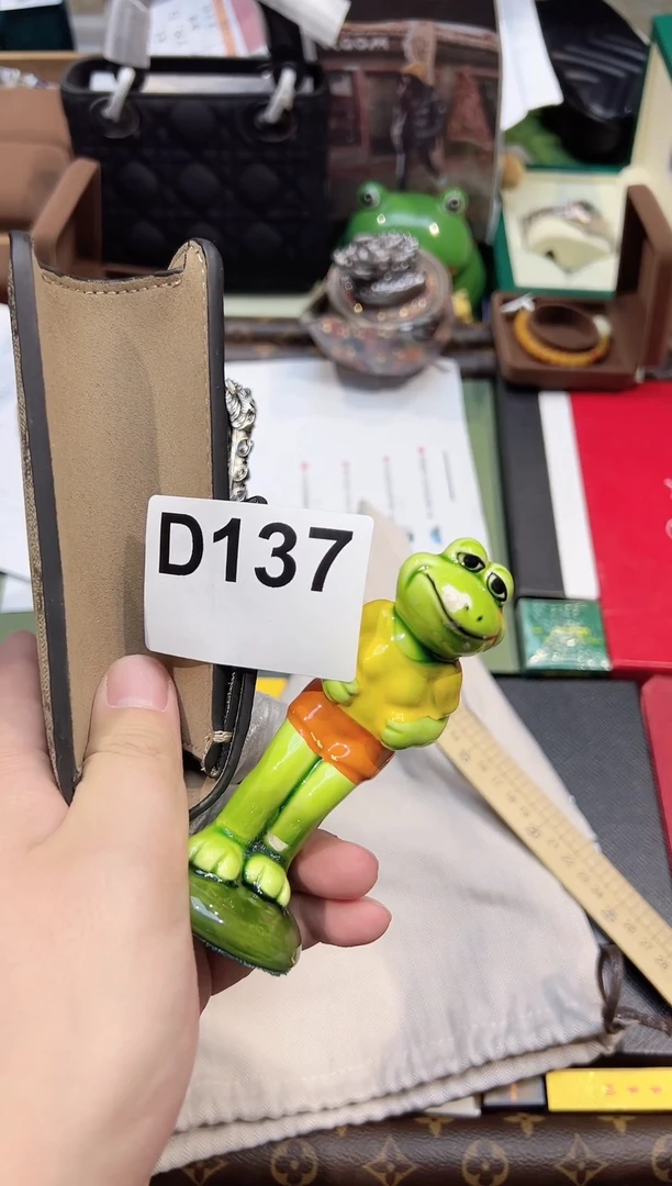 肖*137---------------