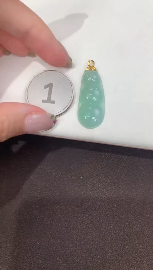 颈饰18K金镶嵌翡翠天然缅甸A货翡翠