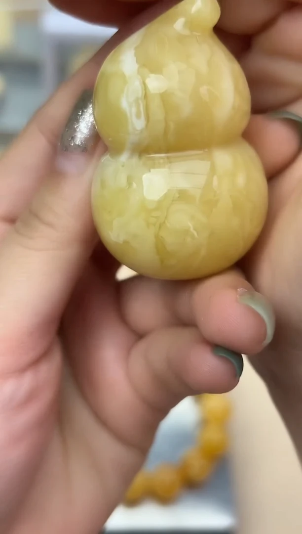 未镶嵌蜜蜡裸石蜜蜡吊坠