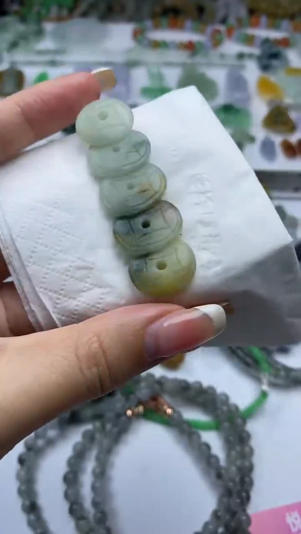 未镶嵌定制翡翠毛货定制不退不换