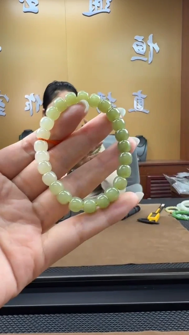 颈饰未镶嵌和田玉手串（多样性发一）8mm