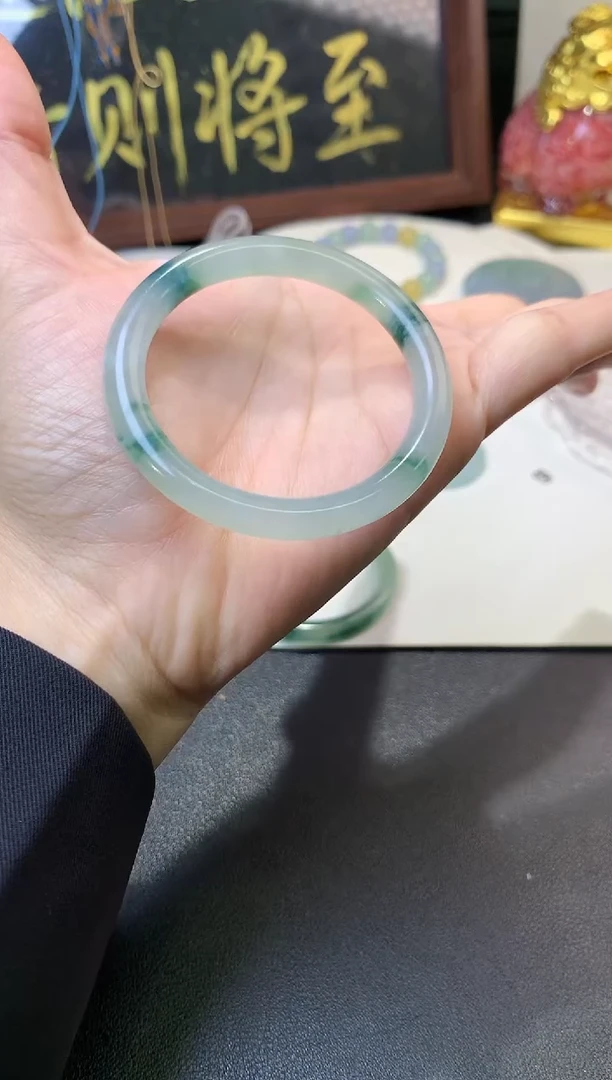 未镶嵌定制翡翠毛货