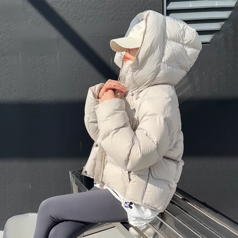 90鸭绒泡芙短款加厚保暖时尚连帽羽绒服