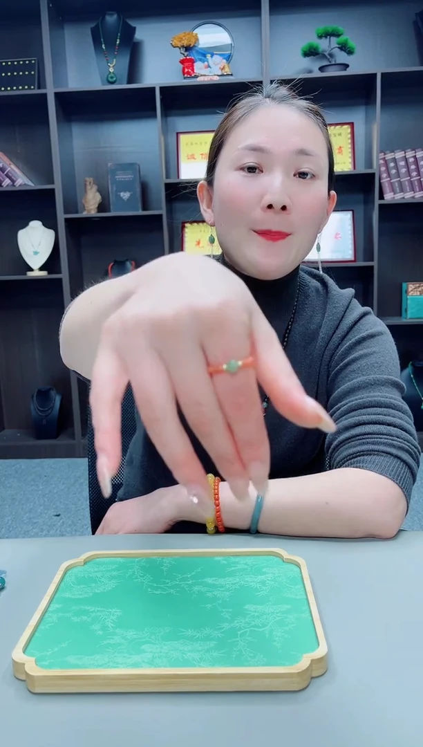未镶嵌南红玛瑙戒指戒指红碧