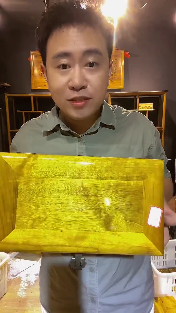 木文***活金丝楠木制品箱子