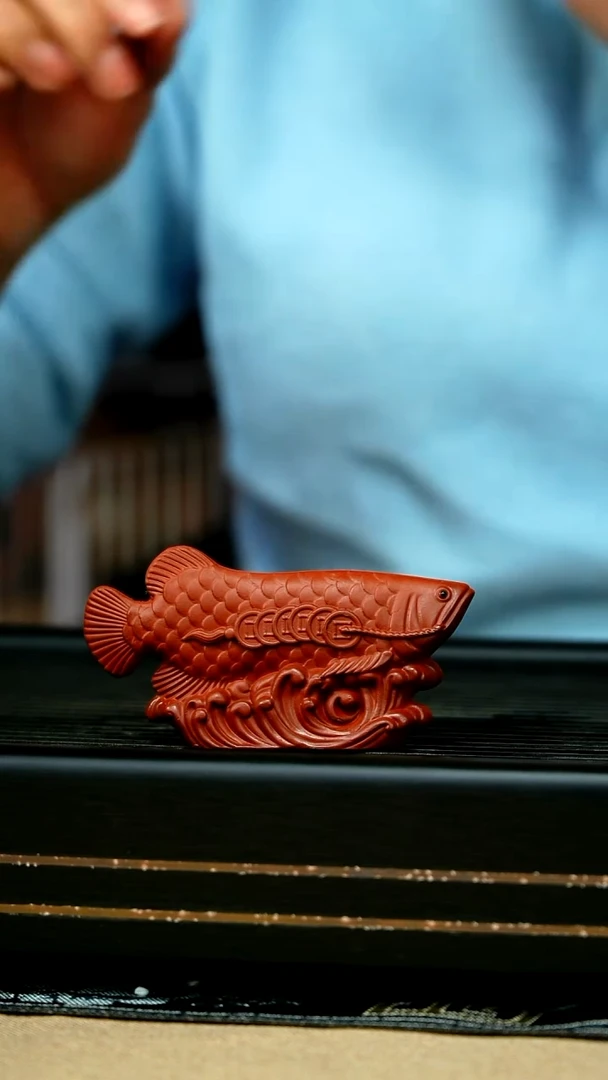 紫砂茶宠金龙鱼  朱泥大红袍