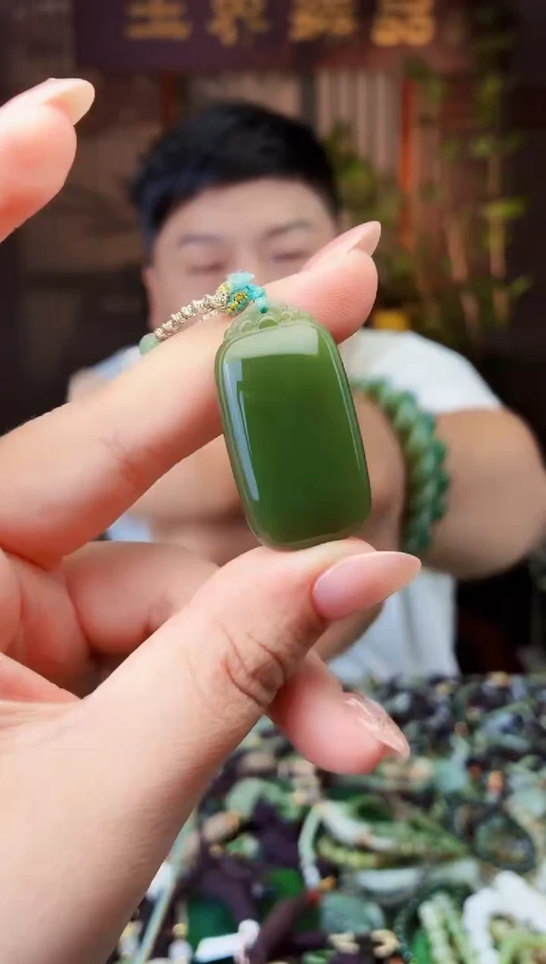 未镶嵌和田玉挂件多样性发货拍一发一