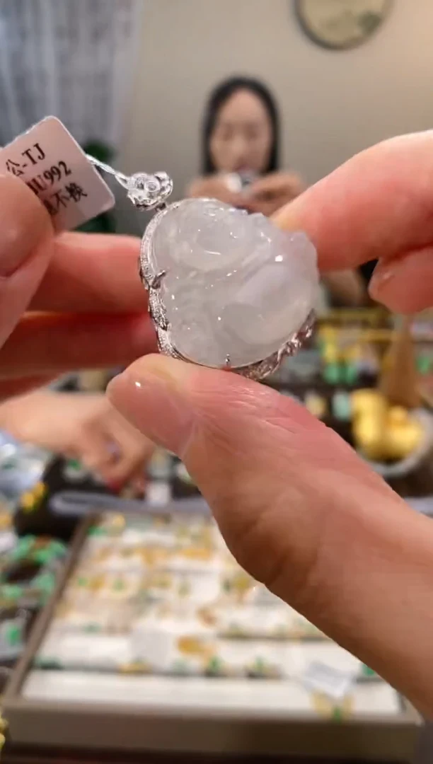 翡翠18K金镶嵌吊坠(不含链)佛公