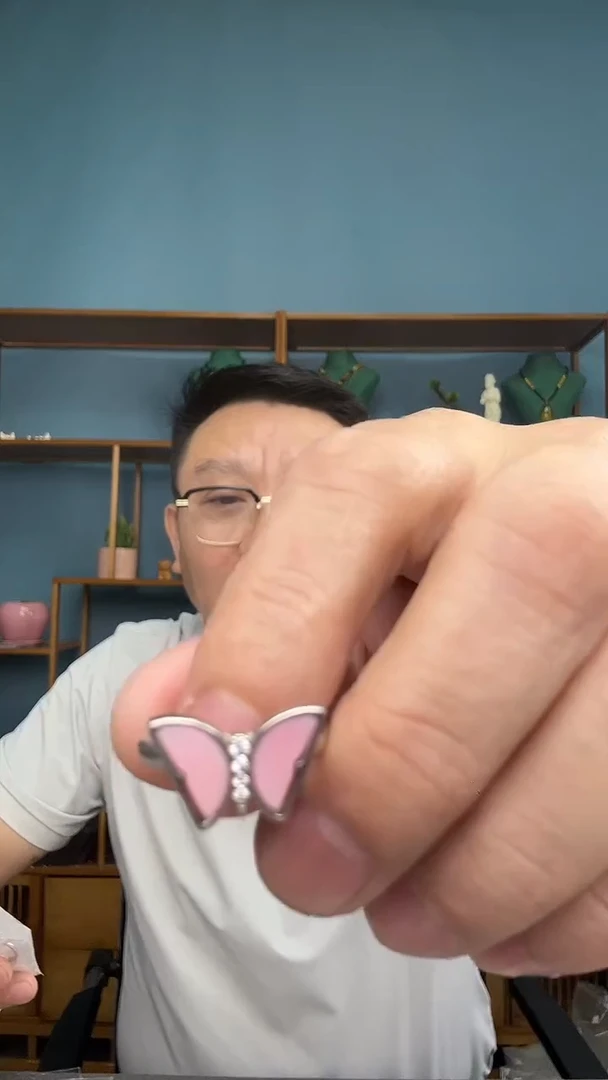 裸石琥珀未镶嵌34（有瑕介意勿拍）