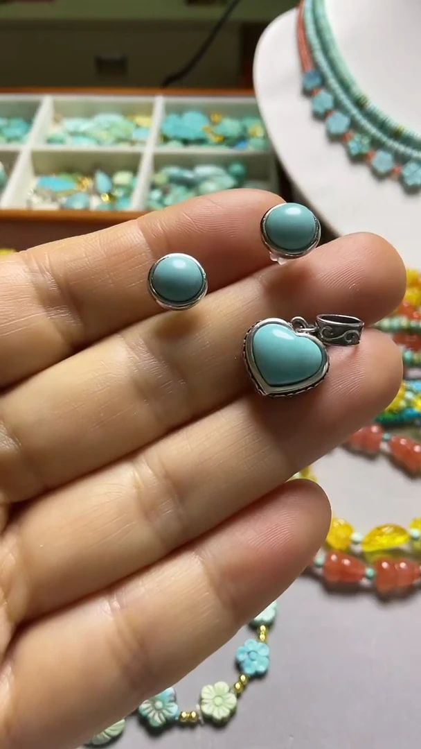 未镶嵌绿松石珠宝奇石耳钉+吊坠