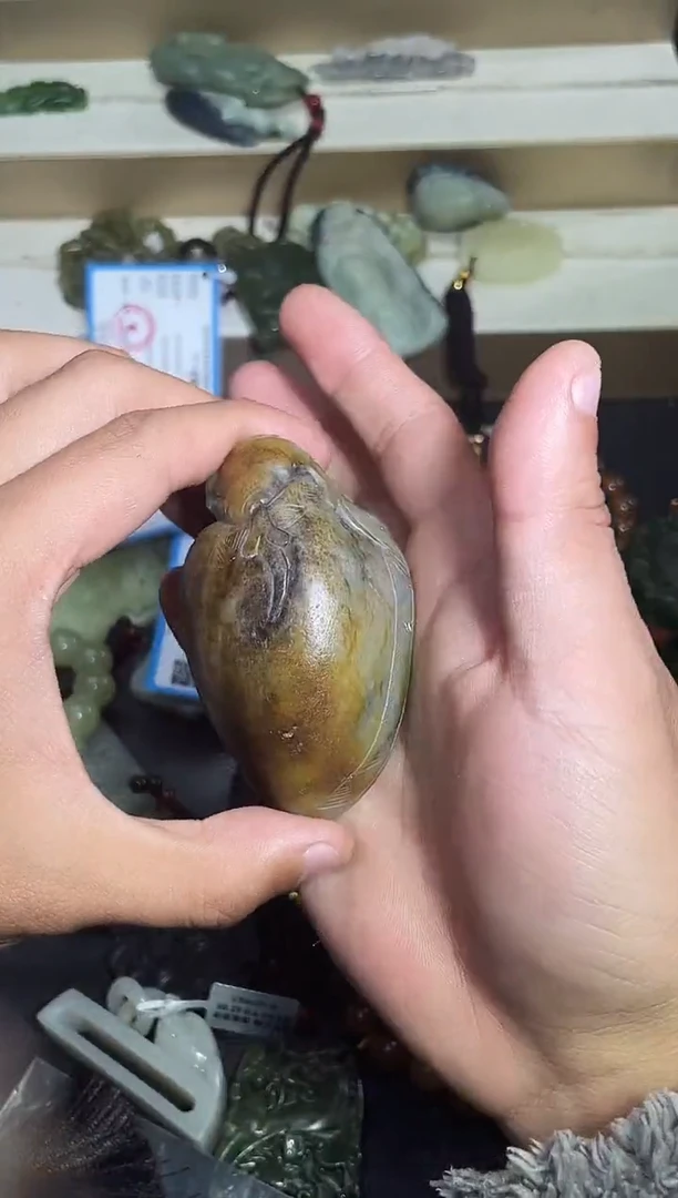 颈饰未镶嵌和田玉季*1