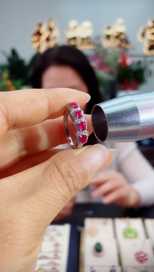 【闪购商品】红宝石戒指银S925镶嵌戒指