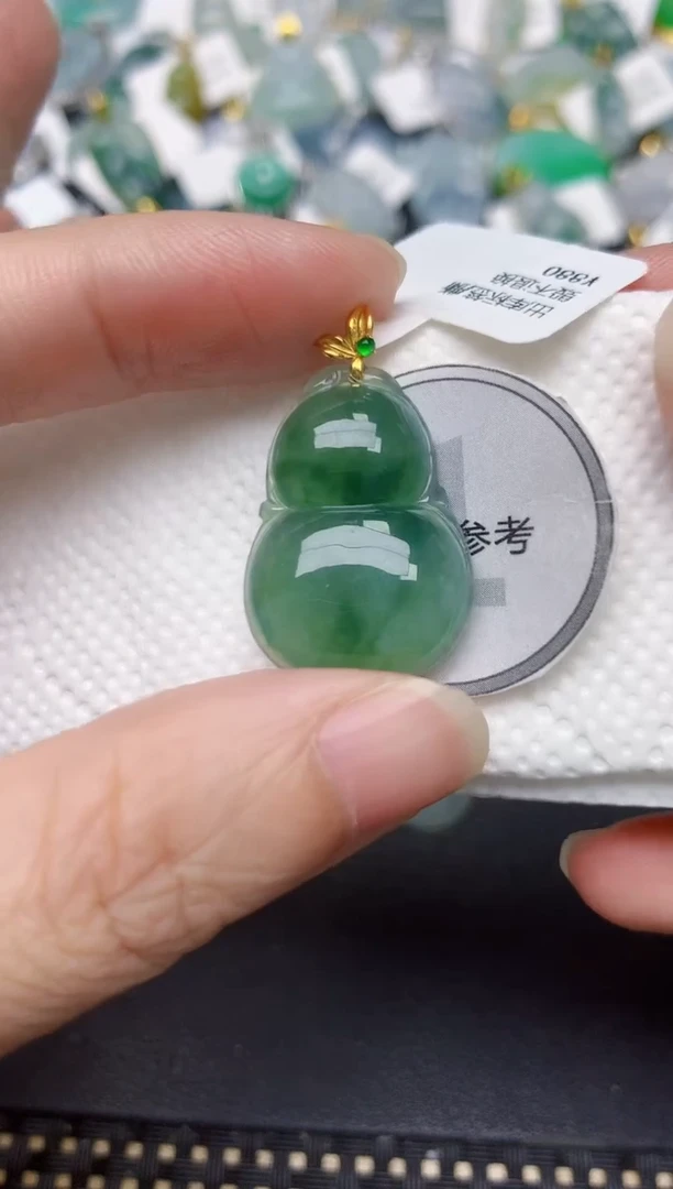 颈饰18K金镶嵌翡翠天然缅甸A货翡翠