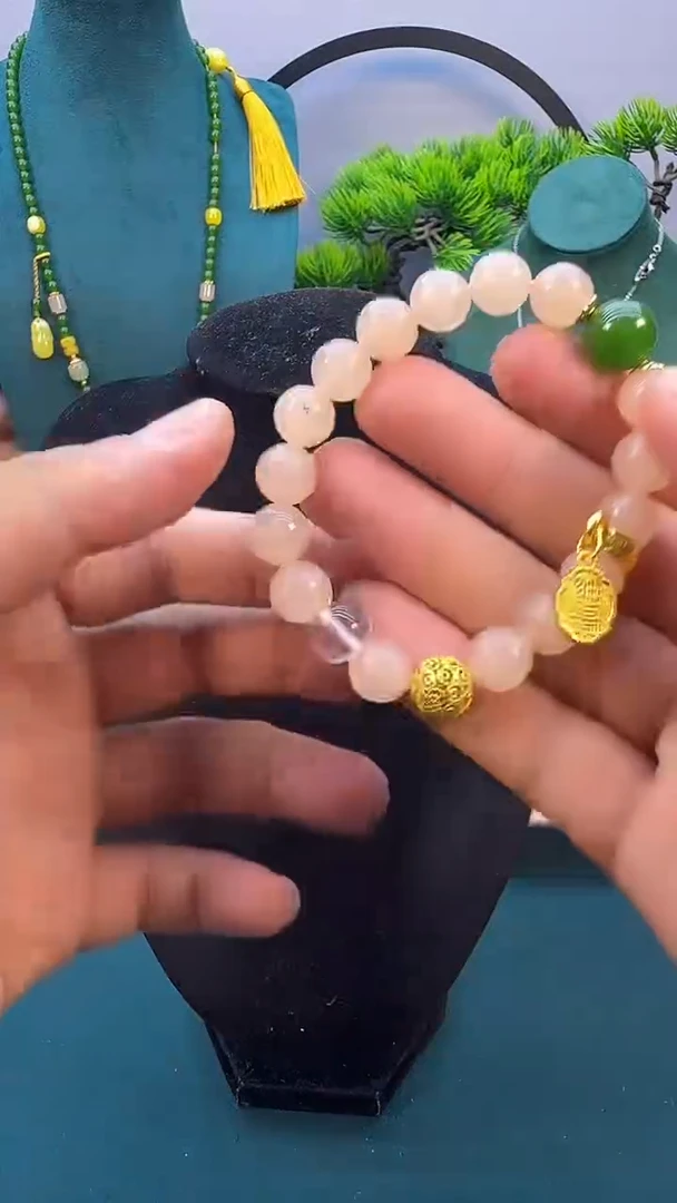 和田玉14K金镶嵌颈饰S420