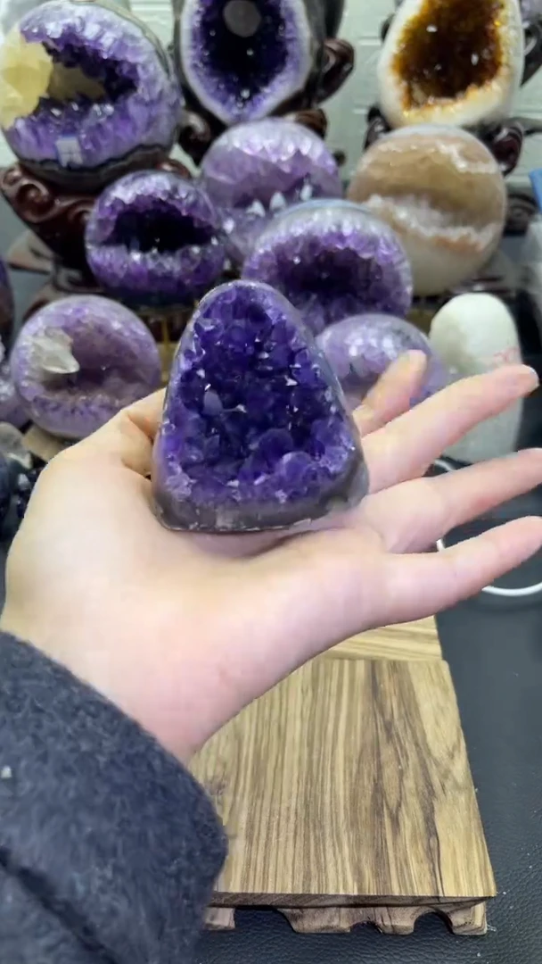 未镶嵌大型摆件（非配饰）紫晶656号摆件