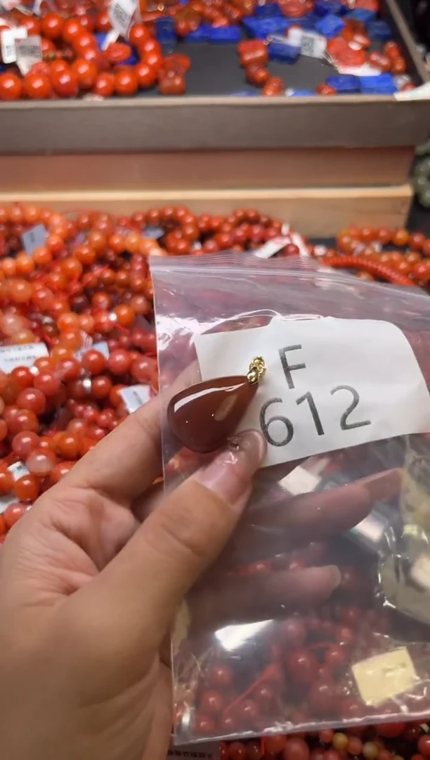 未镶嵌南红玛瑙珠宝奇石F612